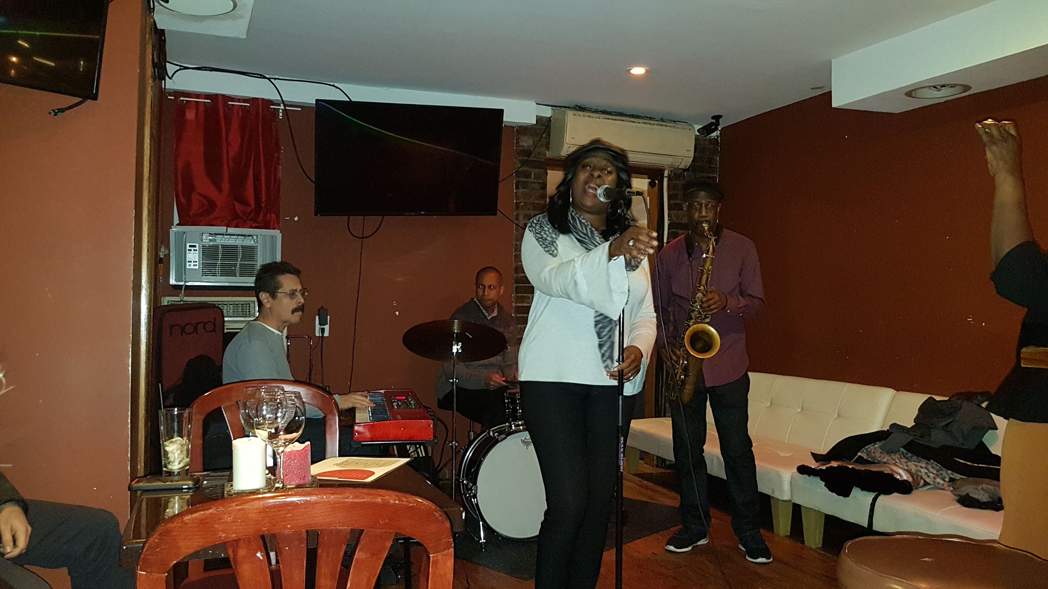Studio 735 Bar and Lounge avatar