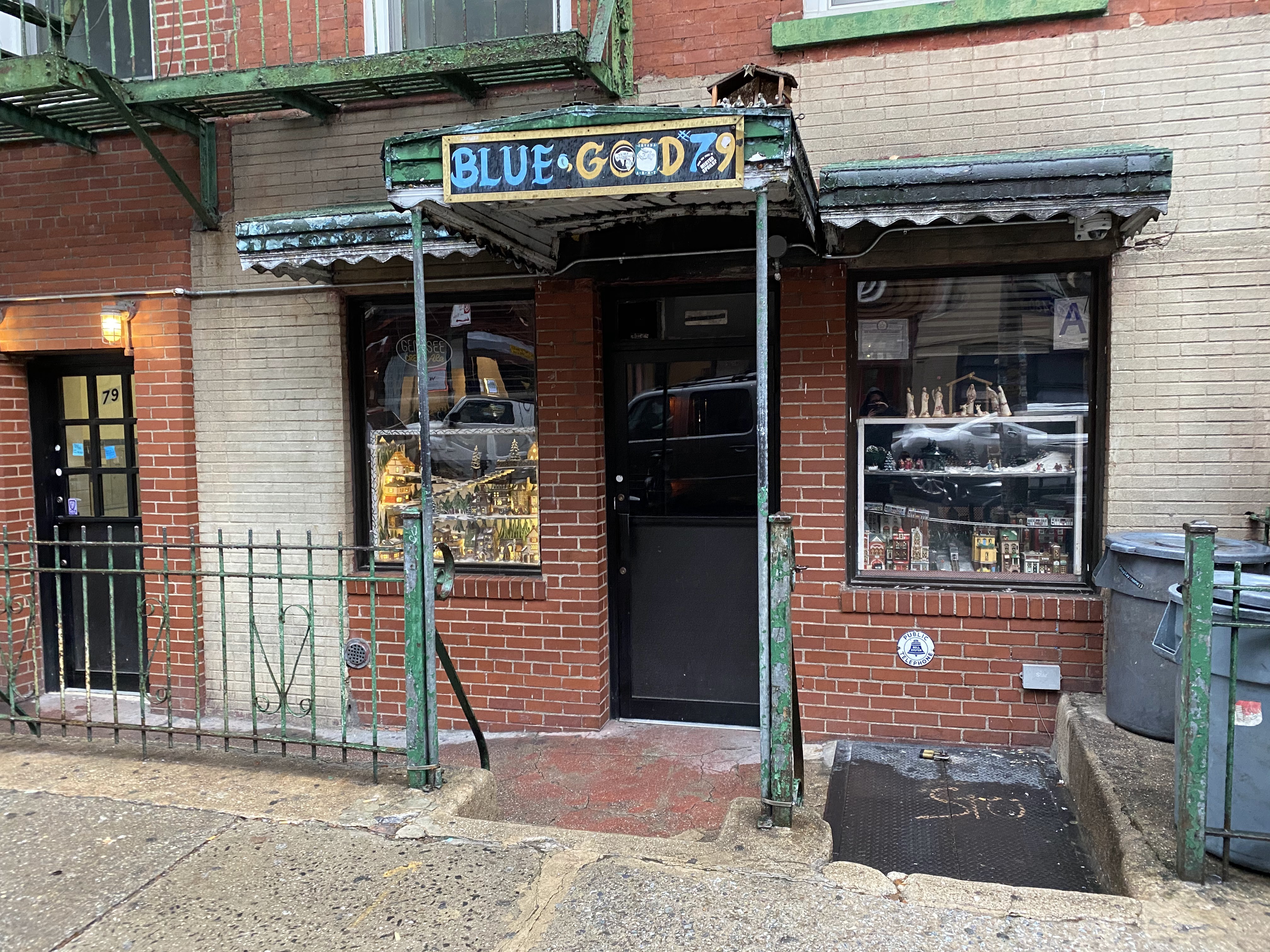 Blue & Gold Tavern avatar