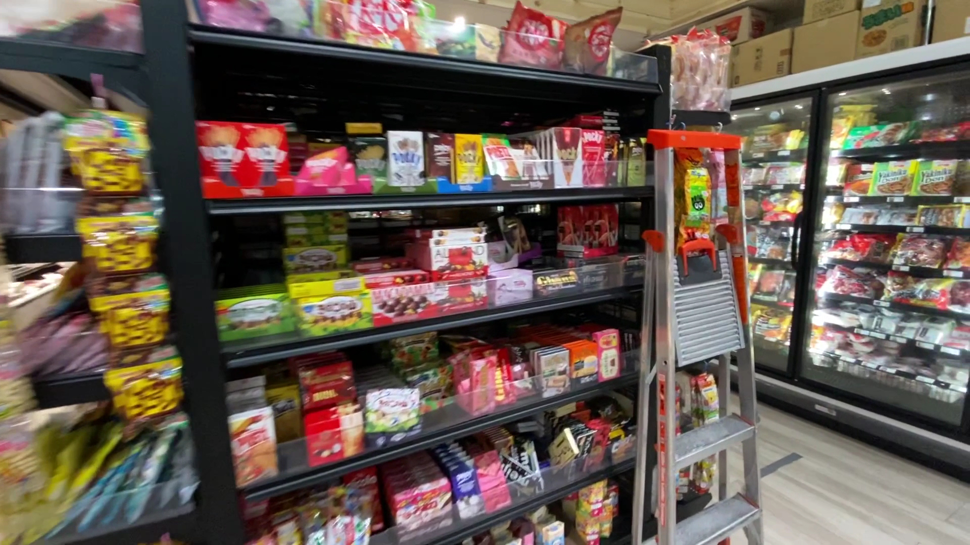 Sunrise Mart æ¥ç³»ã¹ã¼ãã¼ avatar