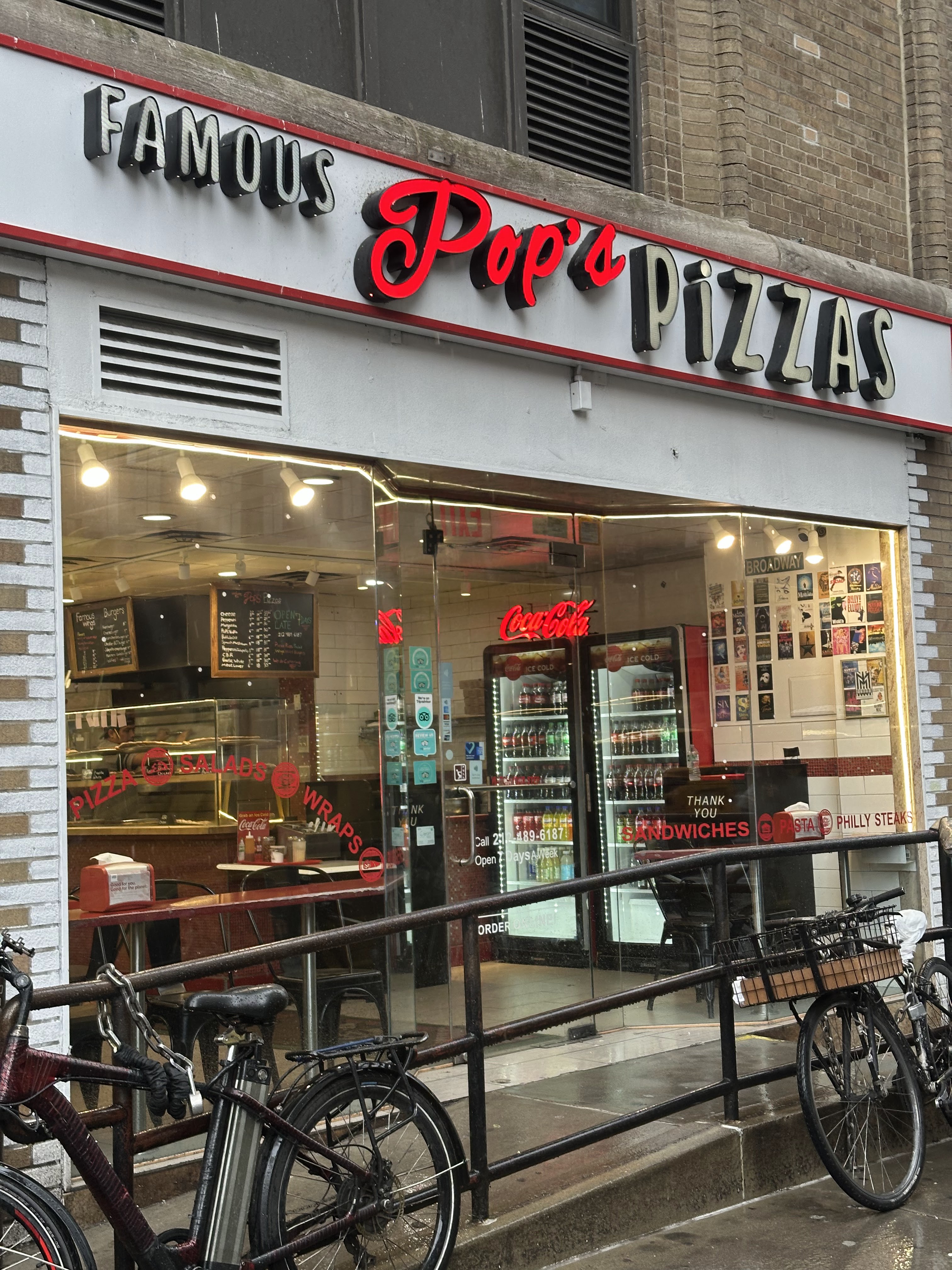 Famous Pops Pizzas avatar