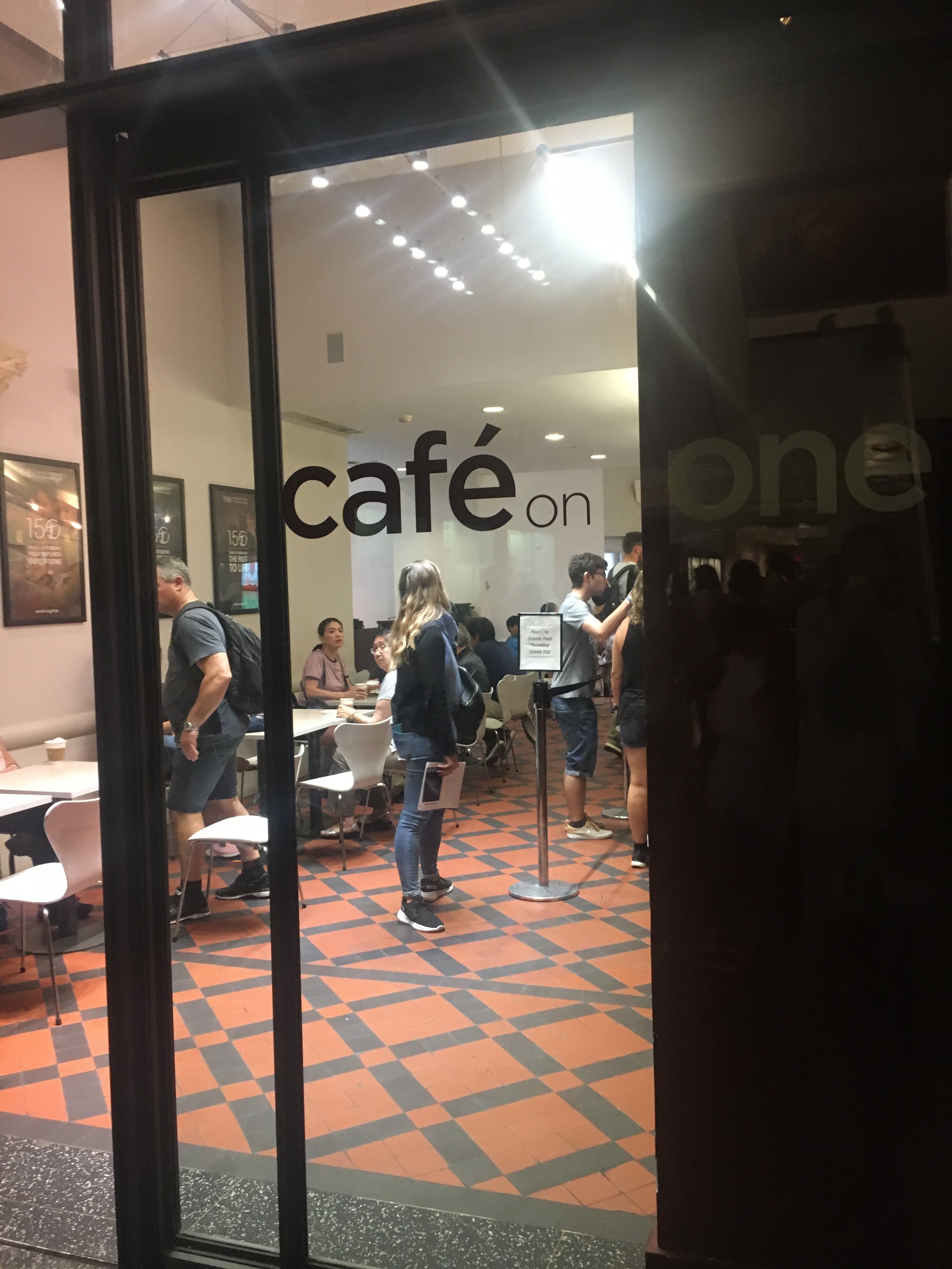 Cafe On 1 avatar