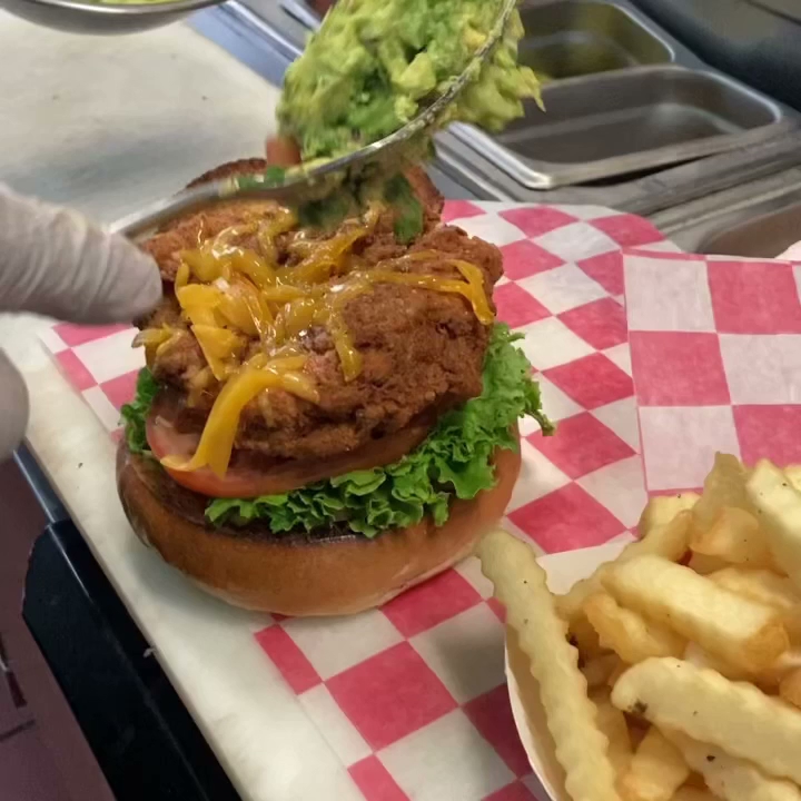 CakeBurgers avatar