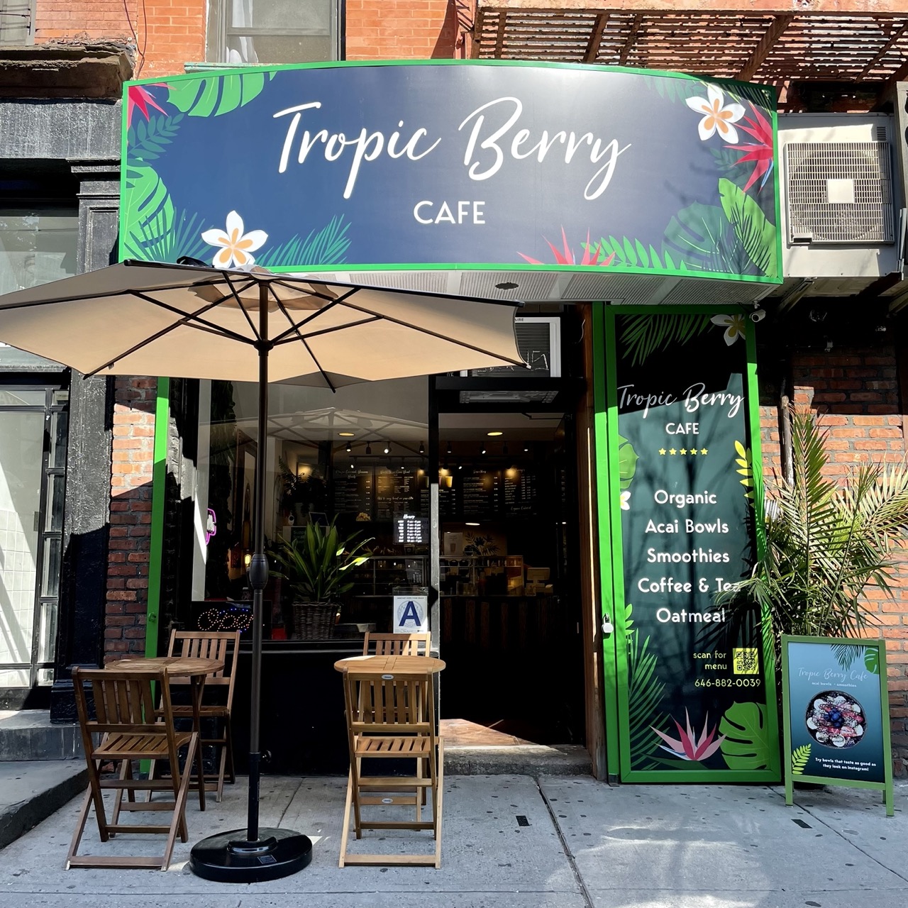Tropic Berry Cafe avatar