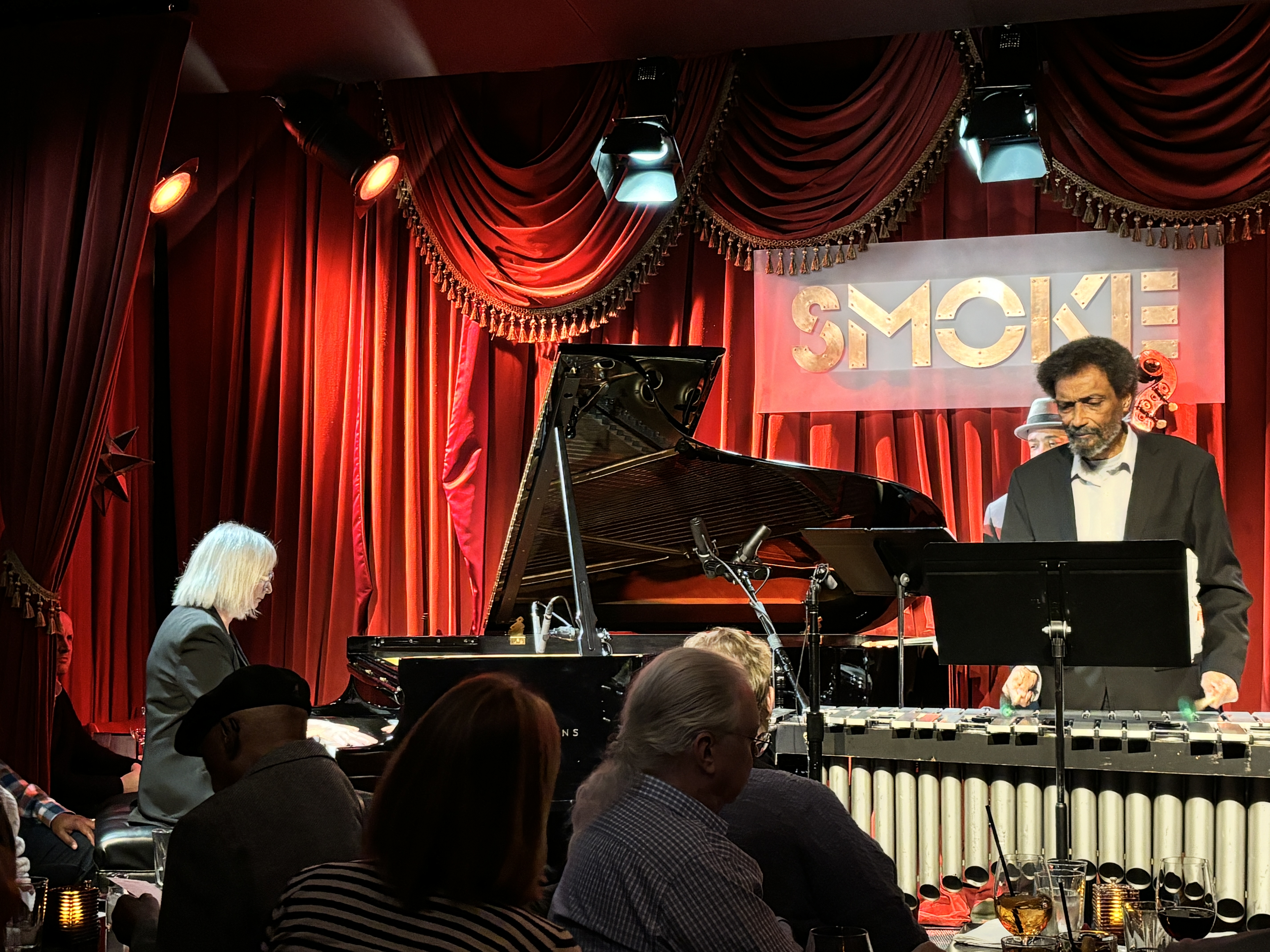 Smoke Jazz & Supper Club avatar