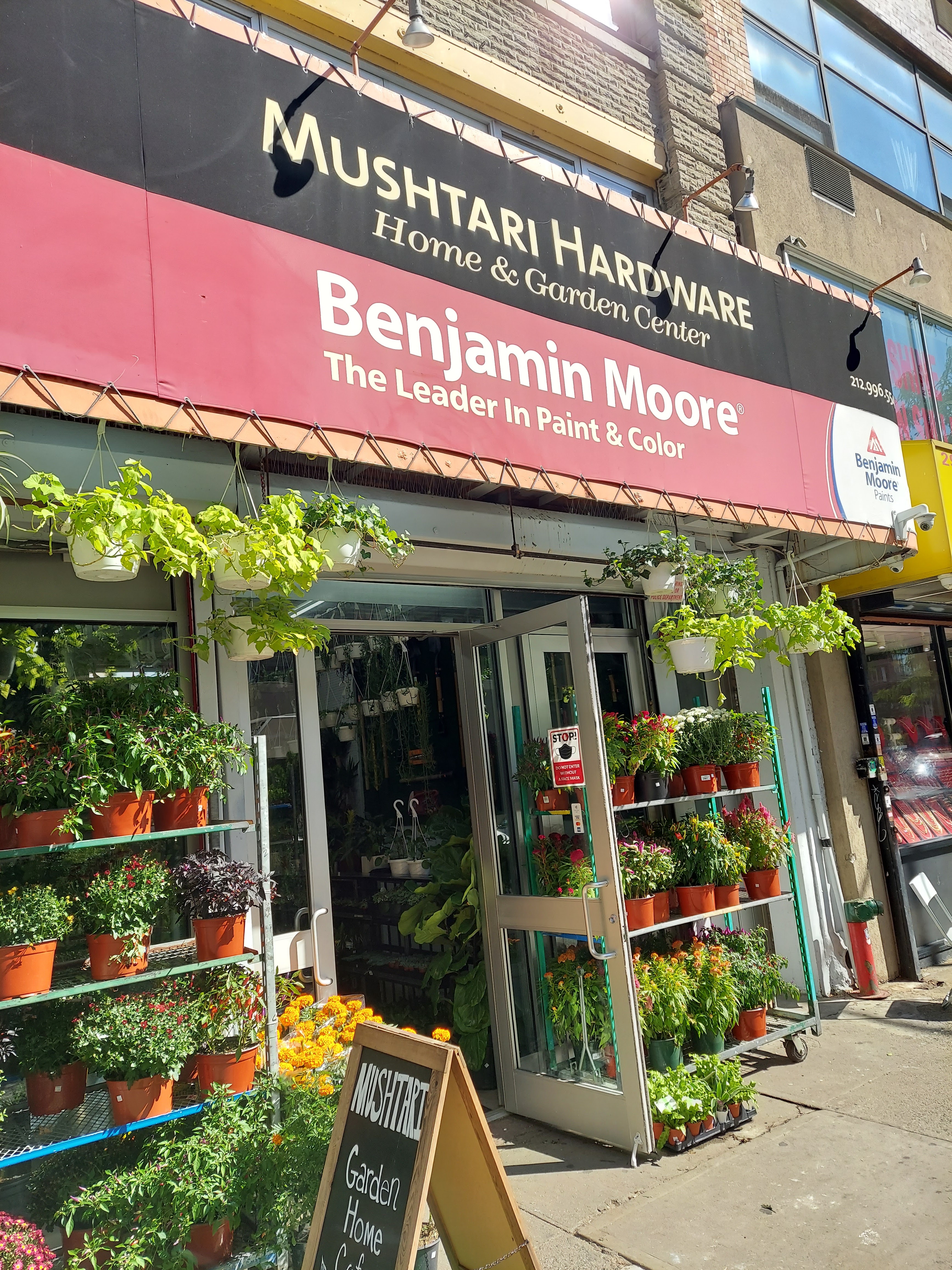 Mushtari Hardware & Garden avatar
