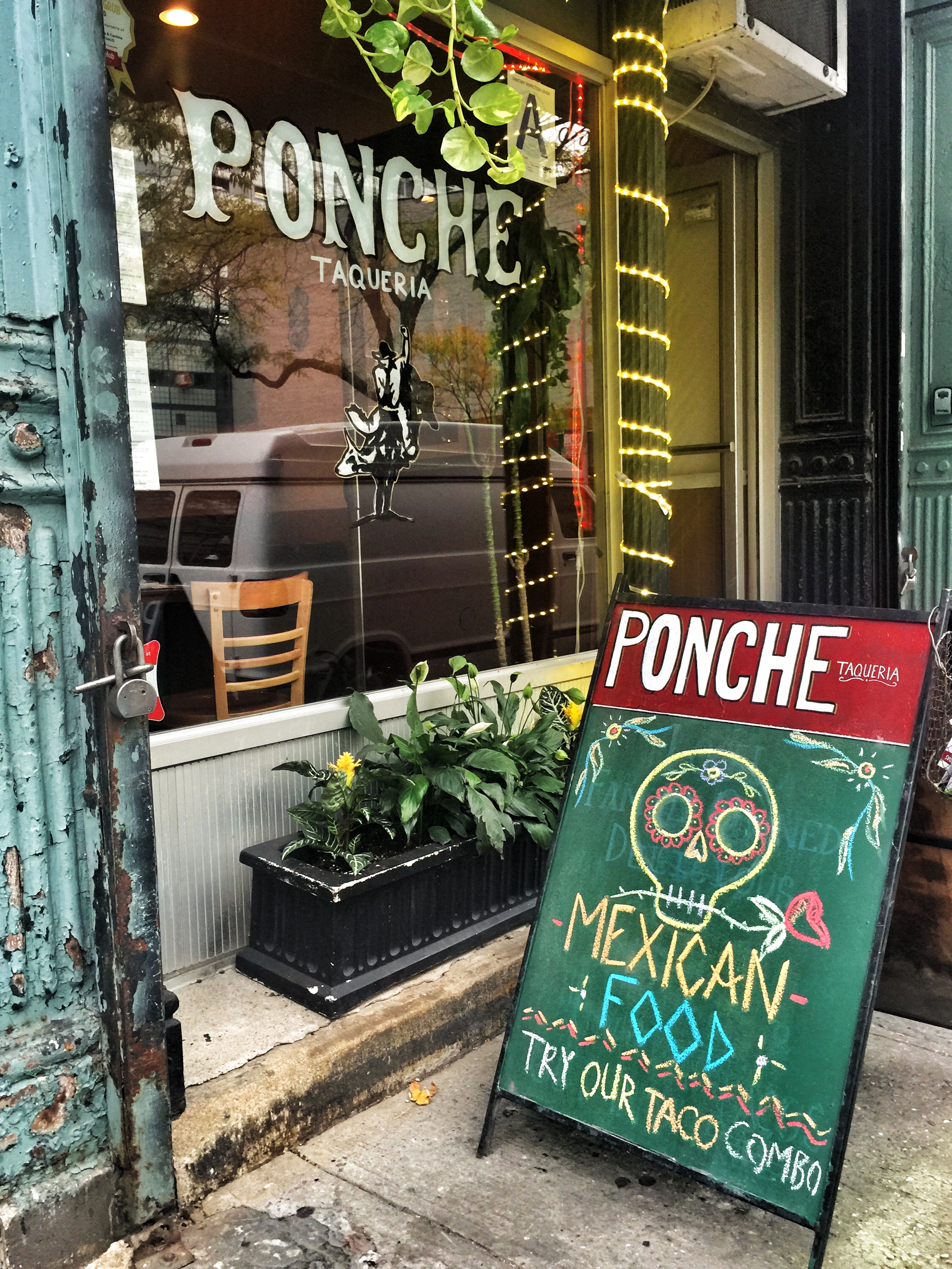 Ponche Taqueria avatar